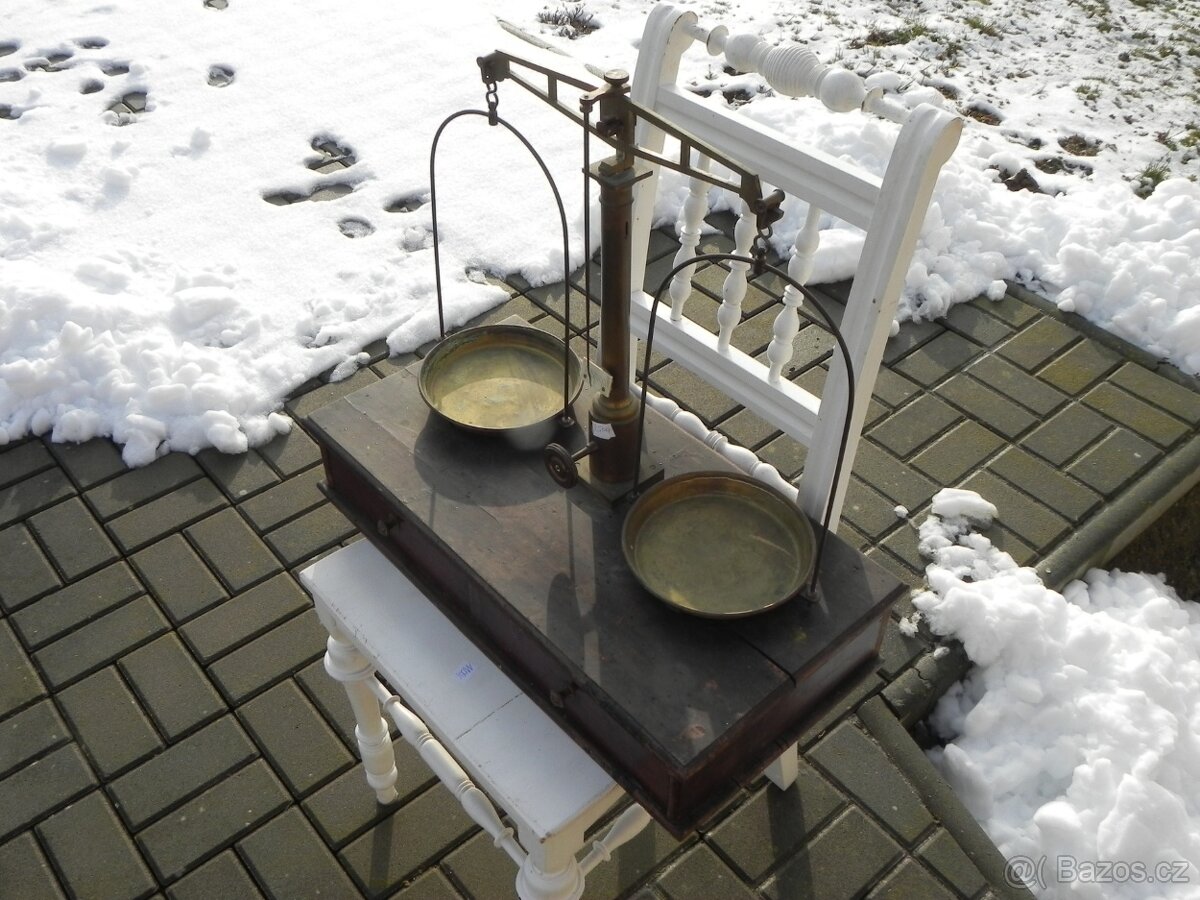 Staré lékařské váhy - 5