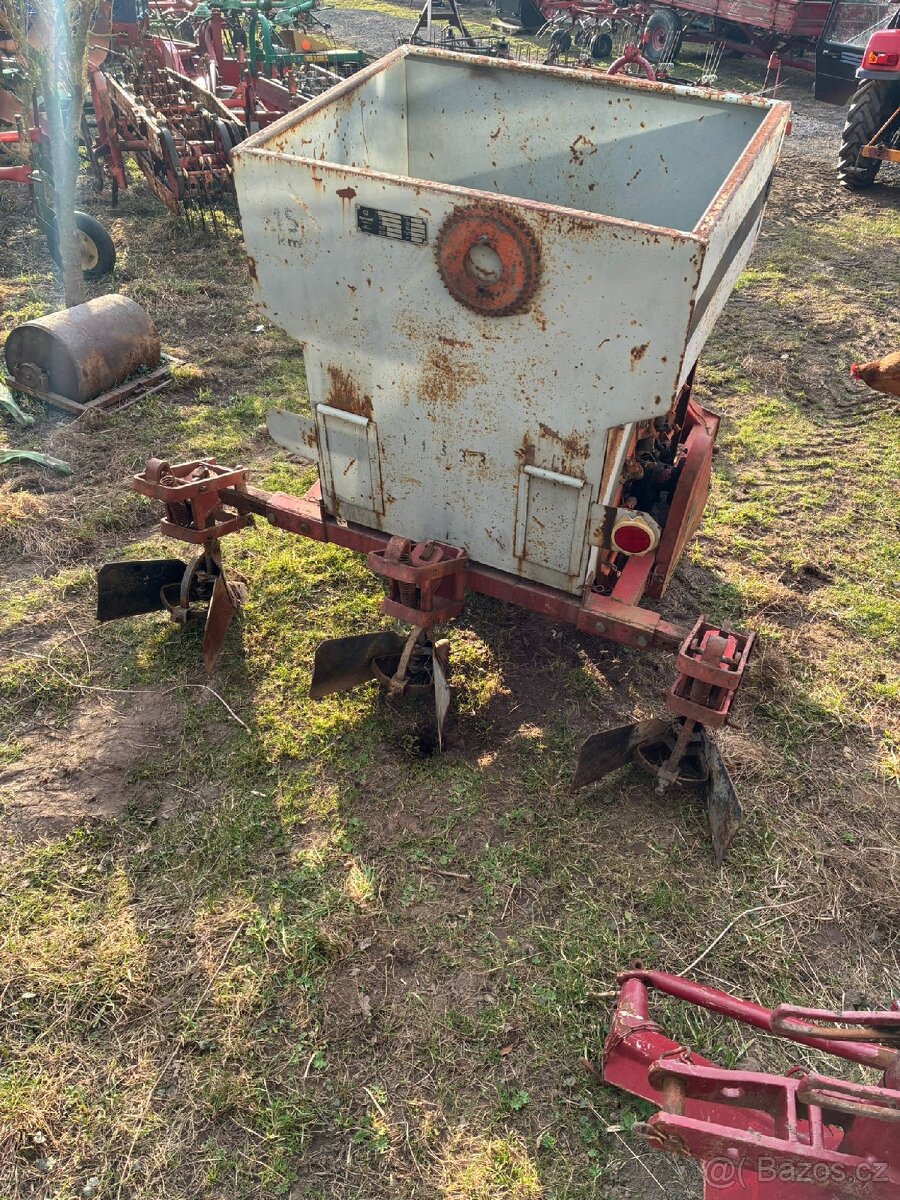 Sazeč na brambory - 5