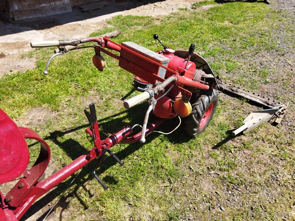 Prodám sekačku MF-70 - 5