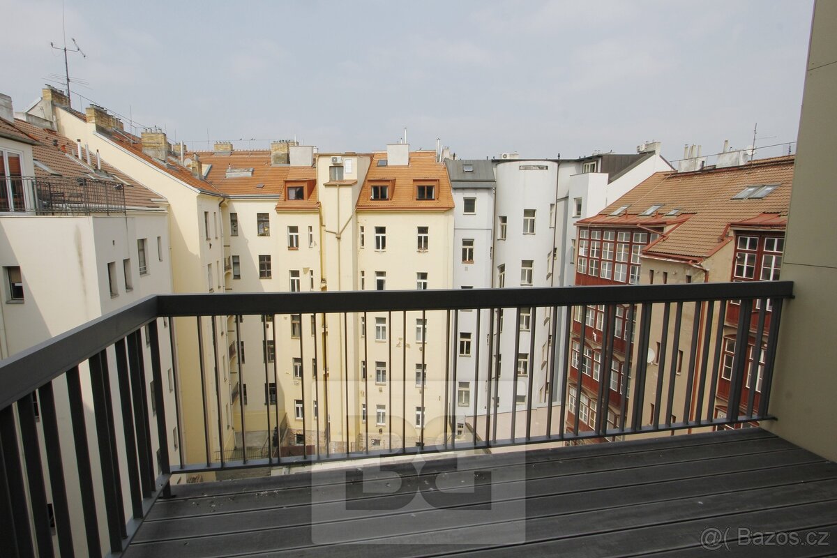 Krásný, designově řešený byt 3+kk s terasou u Stromovky - 5