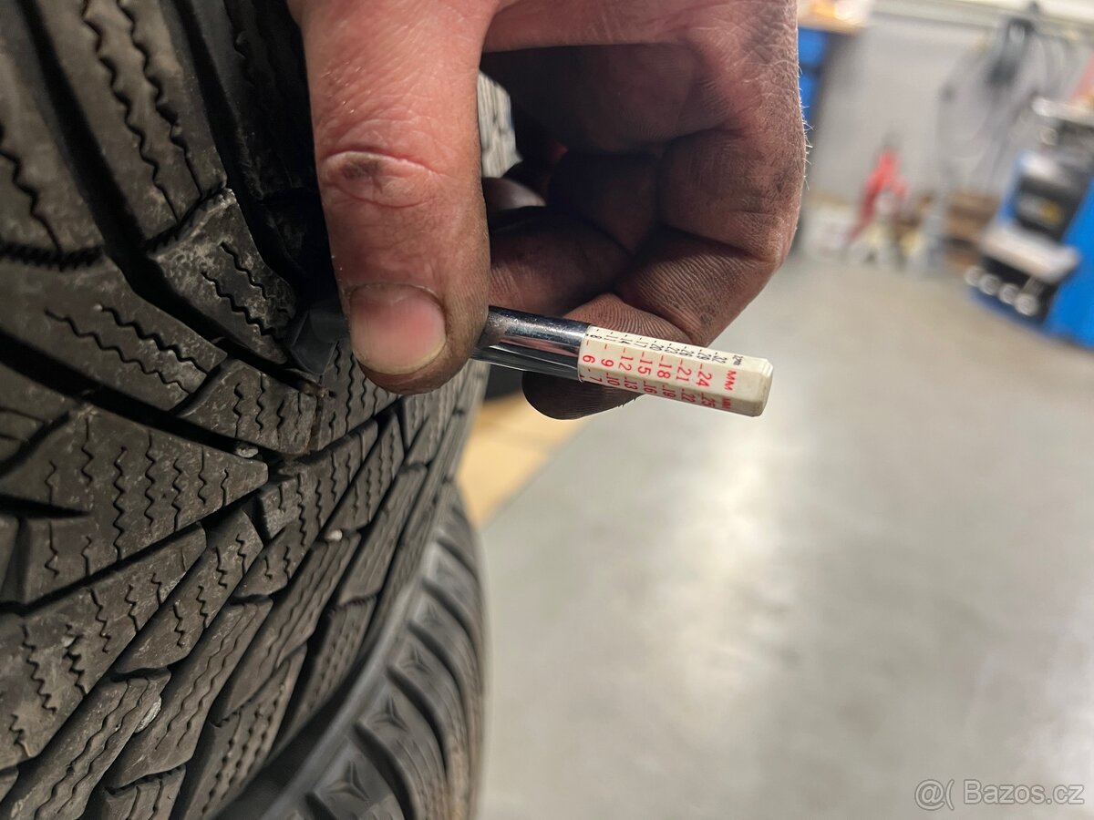 Zimní pneu Kumho 215/65 r17 99V - 5