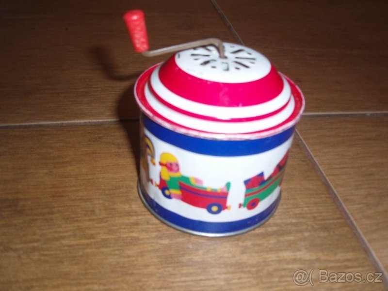 Gumový Rumcajs,mlýnek,KDN želvy,plechová káča,pejsek,formule - 5