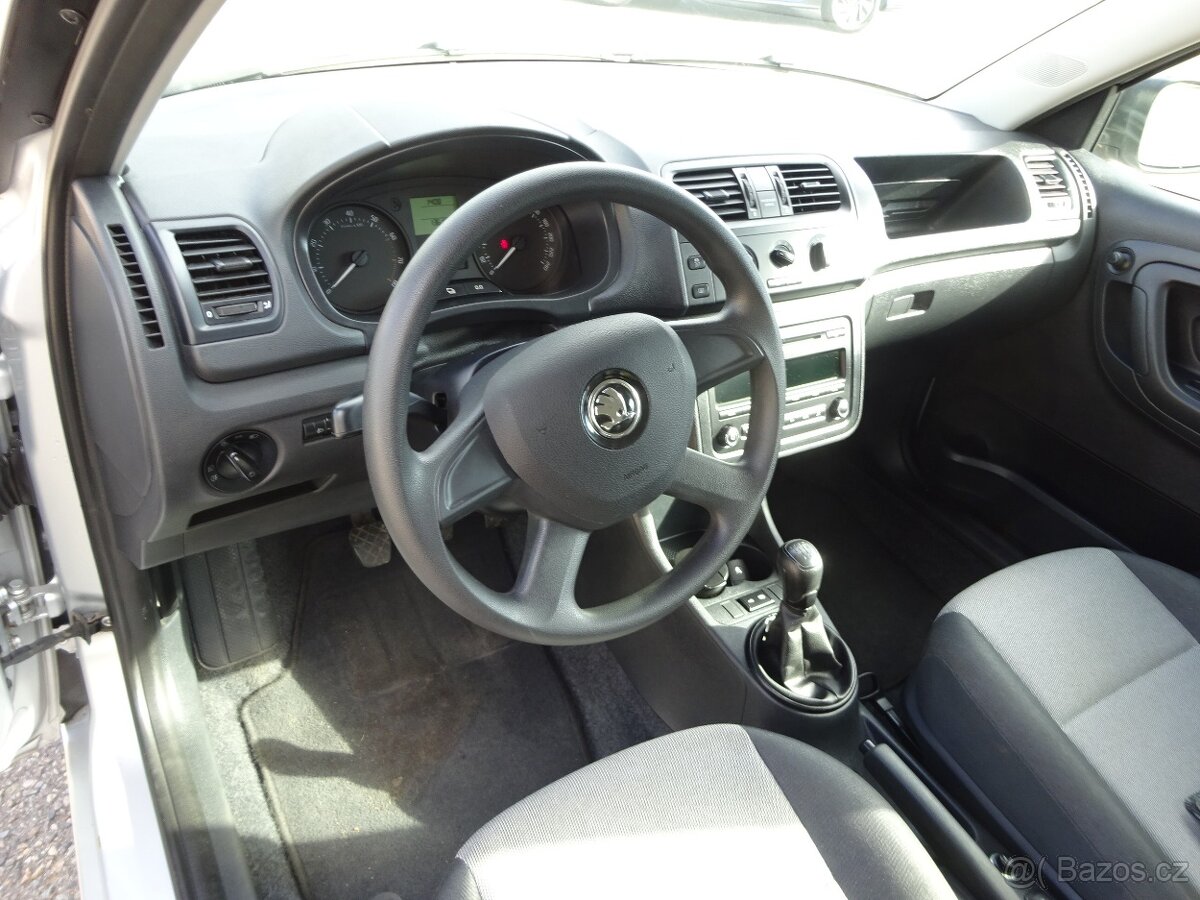 Škoda Fabia 1.4i 16V Combi r.v.2014 (63 kw) stk:10/2027 - 5