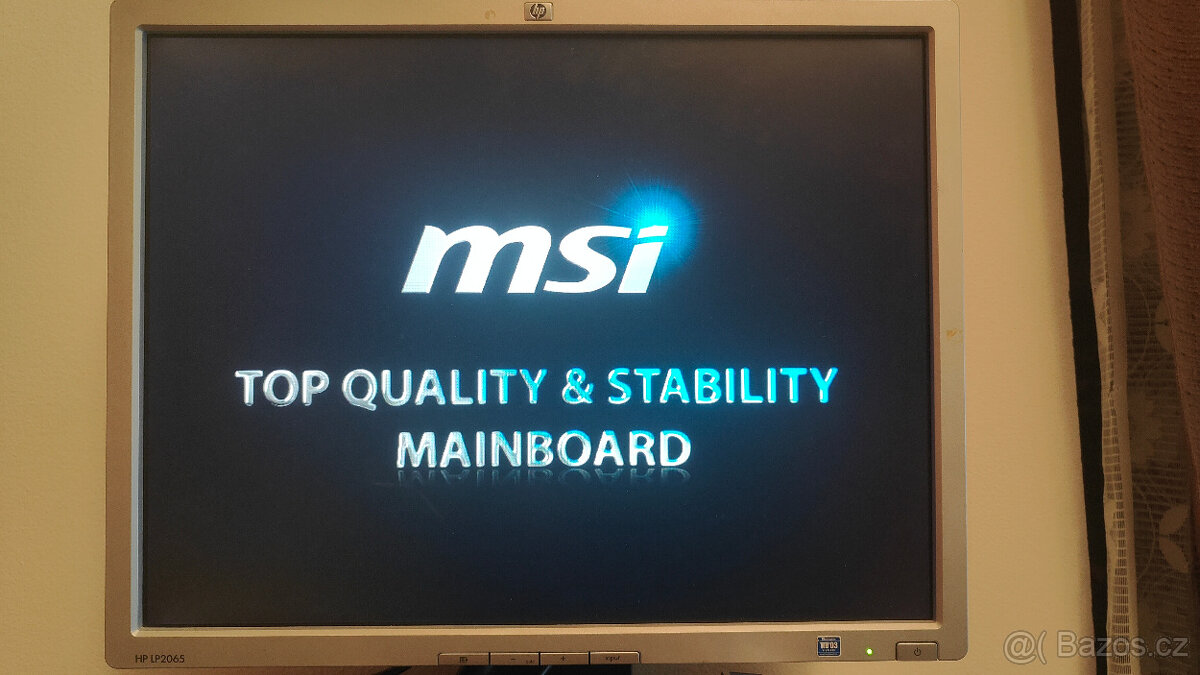 MSI H61M-P31/W8 + Procesor Intel i5-3330 + 8GB Ram - 5