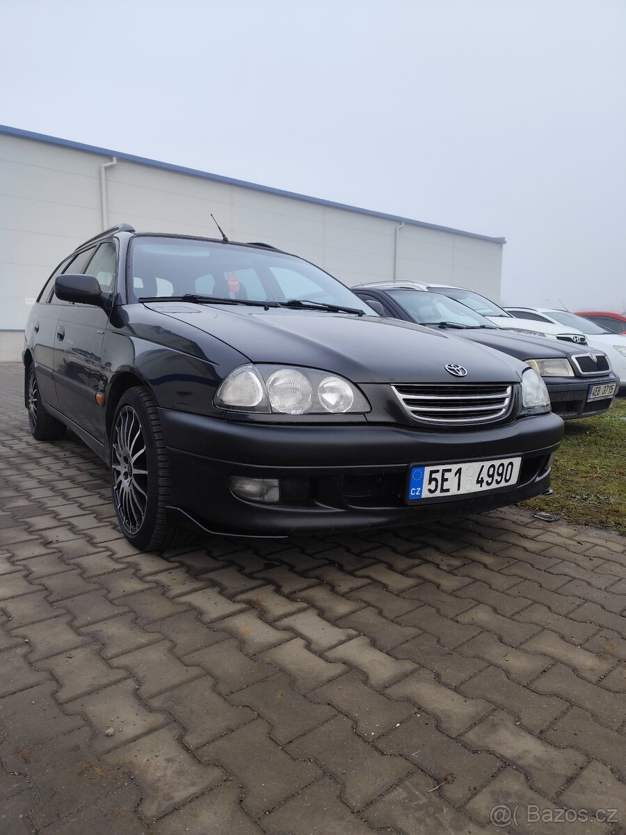 Toyota Avensis t22 - 5