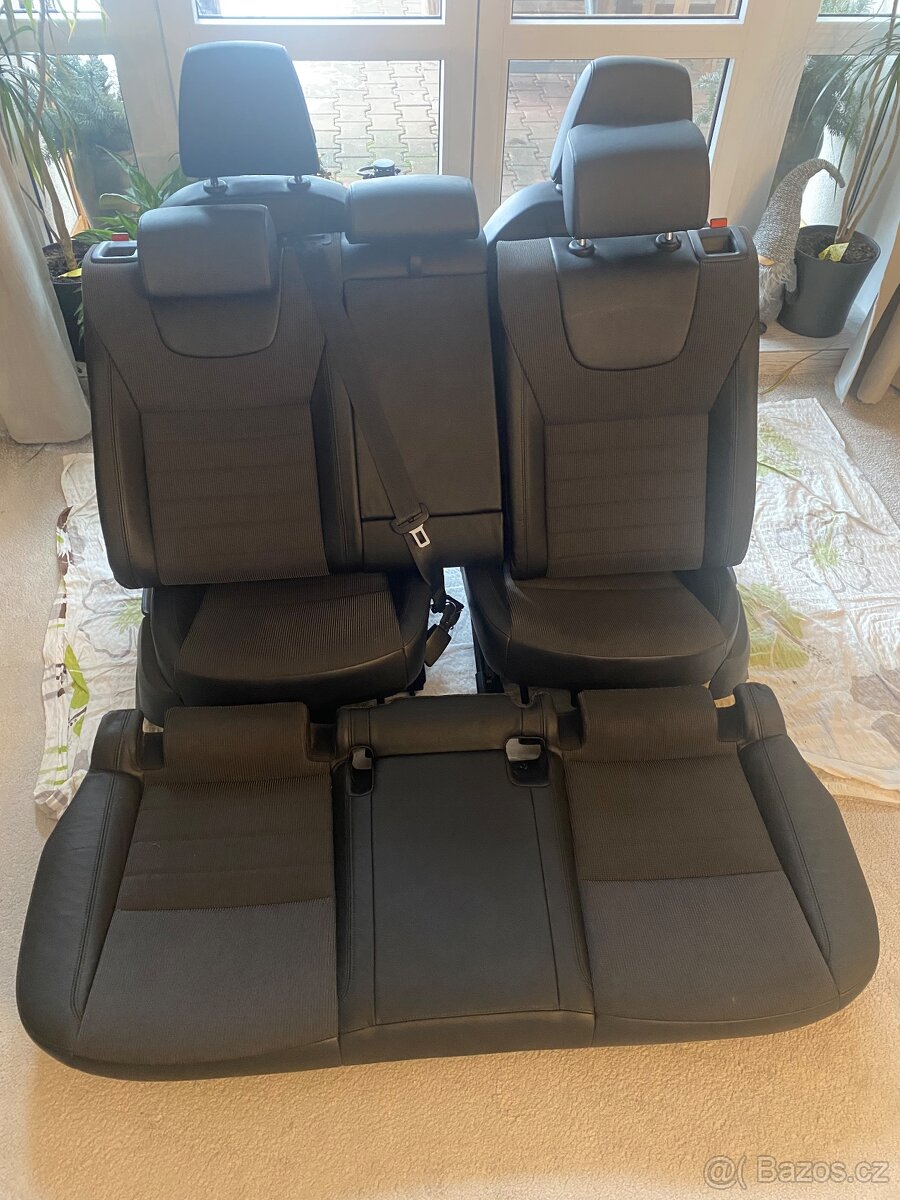 Sedačky Škoda Octavia 3 - 5