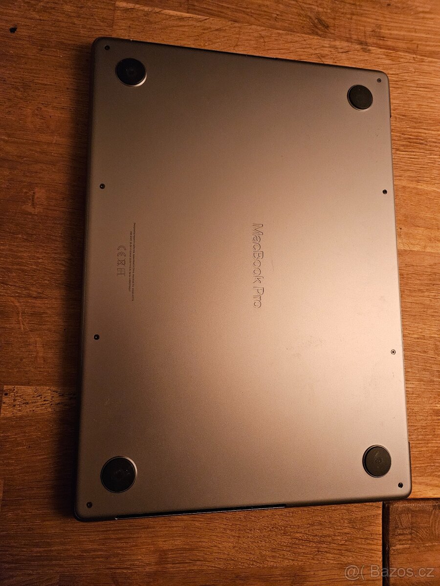 MacBook Pro M2 Pro 14” 2023 16/512GB - Nová Baterie a příslu - 5