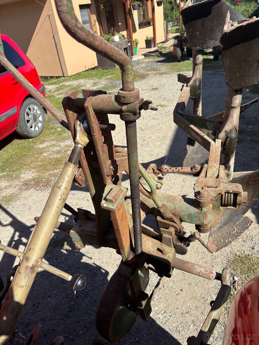 Prodám dvouradličný pluh - 5