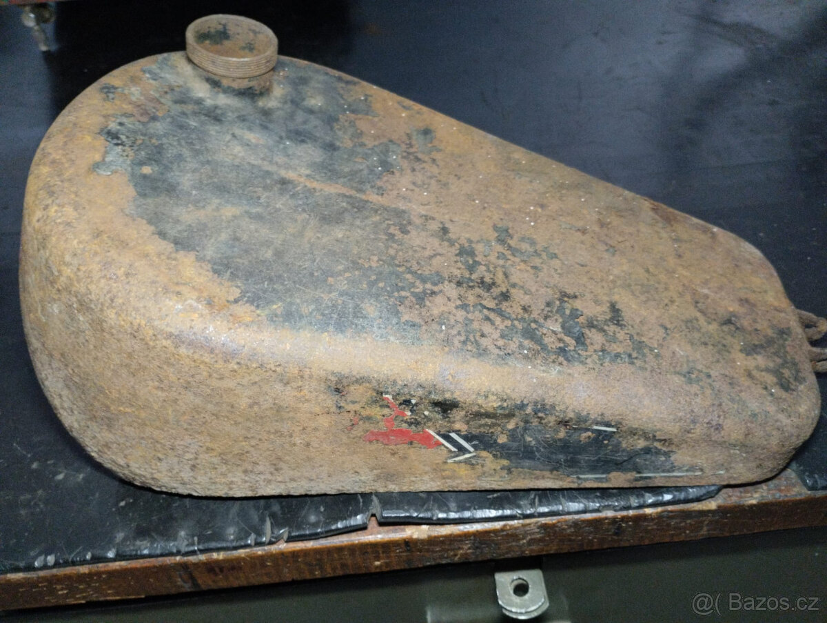 ČZ 98 jednorychlostní - bezrychlostní - Kaktus - nádrž - 5