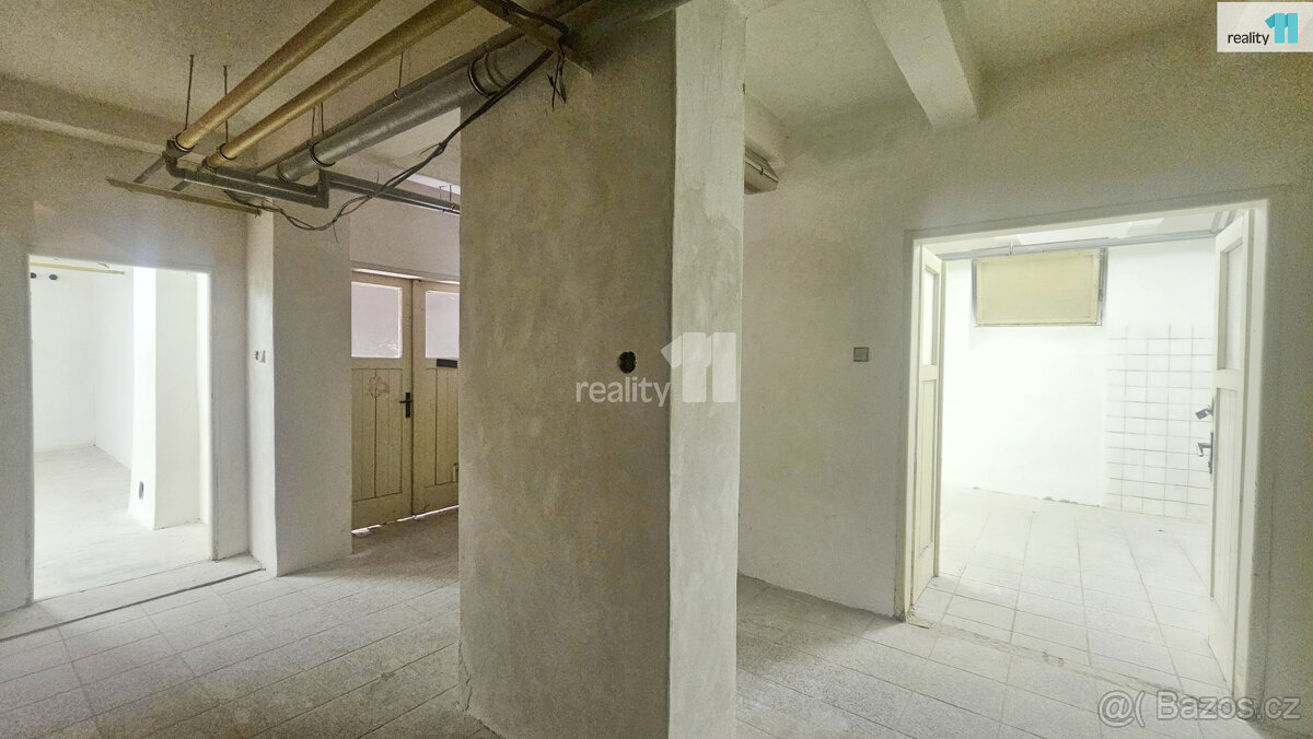 Pronájem, sklep 160 m2, ul. 9. května, Chvaletice - 5