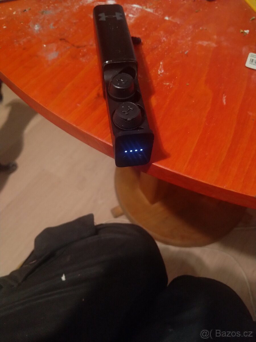 sluchátka JBL Under Armour True Wireless Flash X . - 5