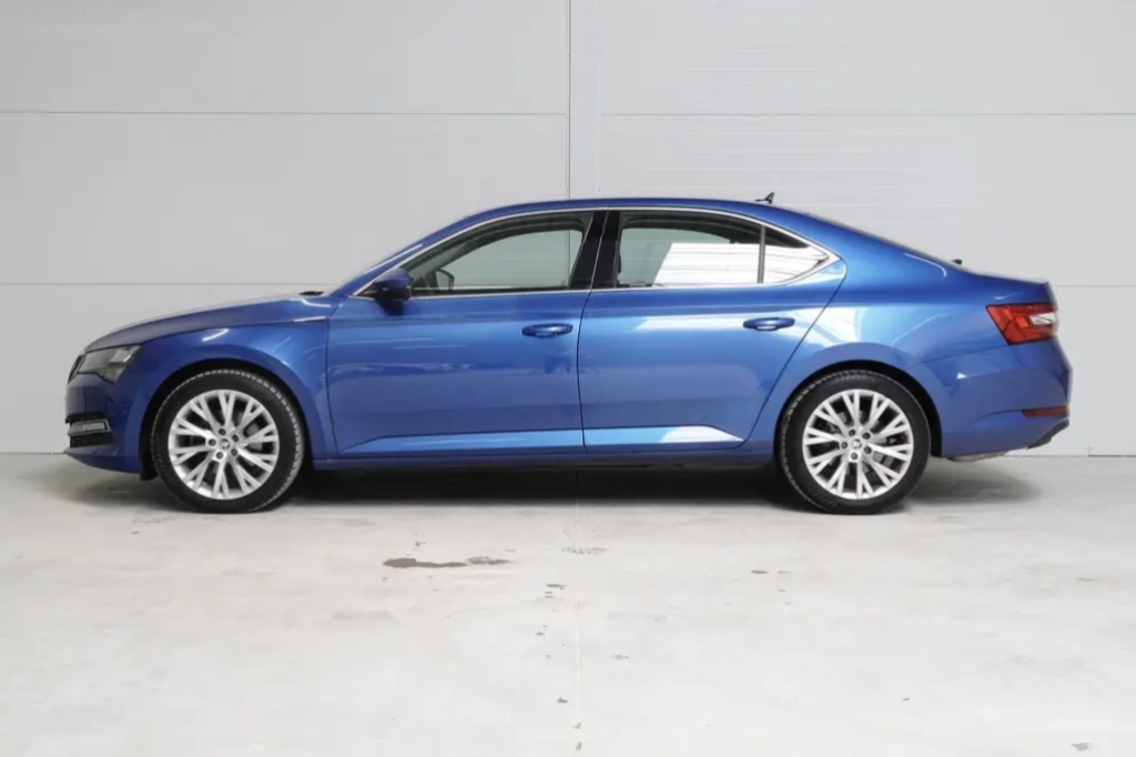 Škoda Superb, 2.0TSI,Style,DSG,Virtual,Tažné - 5