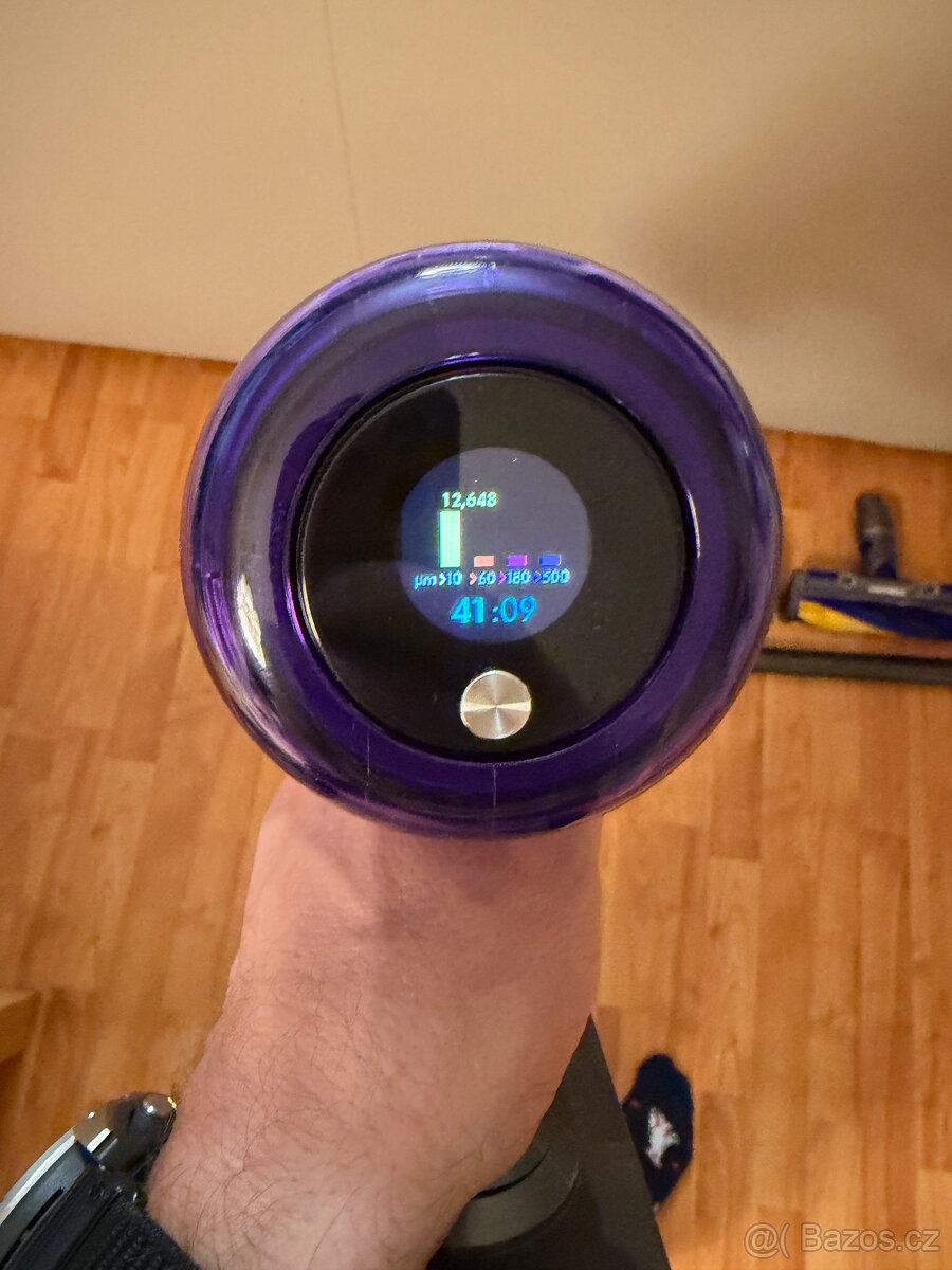 Dyson V15 Detect Absolute, záruka - 5
