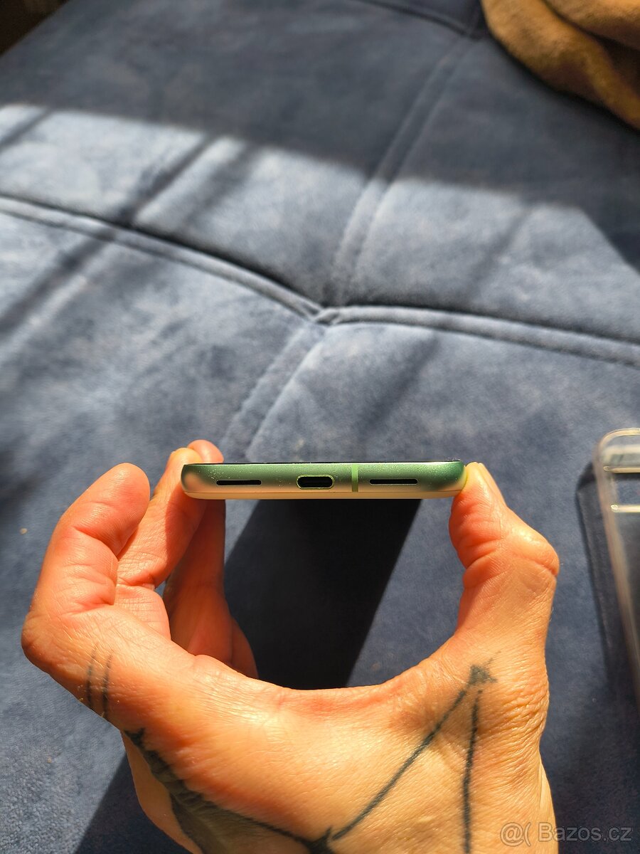 Zanovni Google Pixel 8a - 5