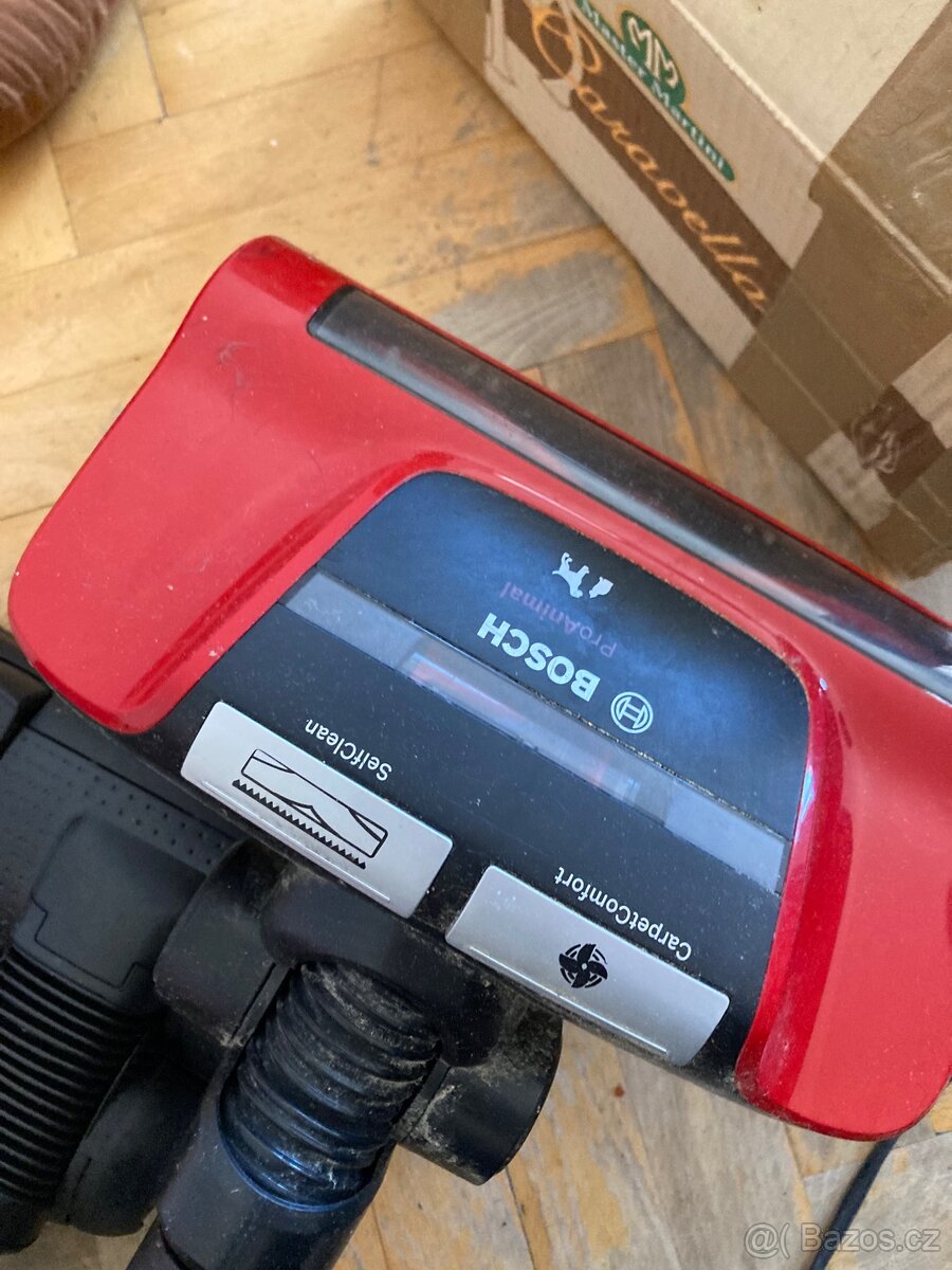 Vysavač bosch - 5