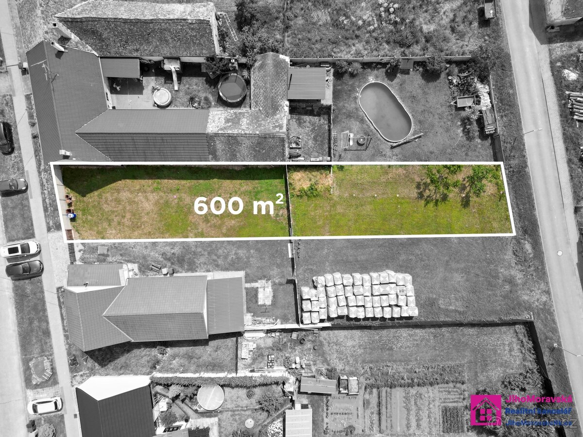 Prodej pozemku pro bydlení, 600 m² - Drnholec, ev.č. 00121 - 5