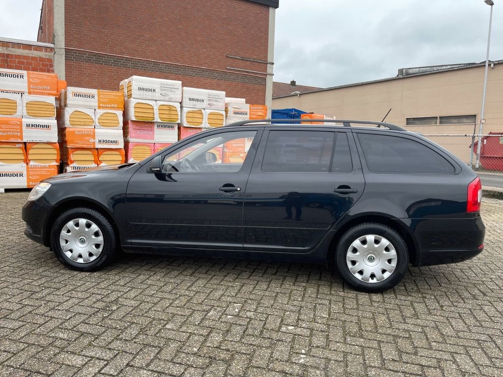 BOLT UBER TAXI PŮJČOVNA - 5