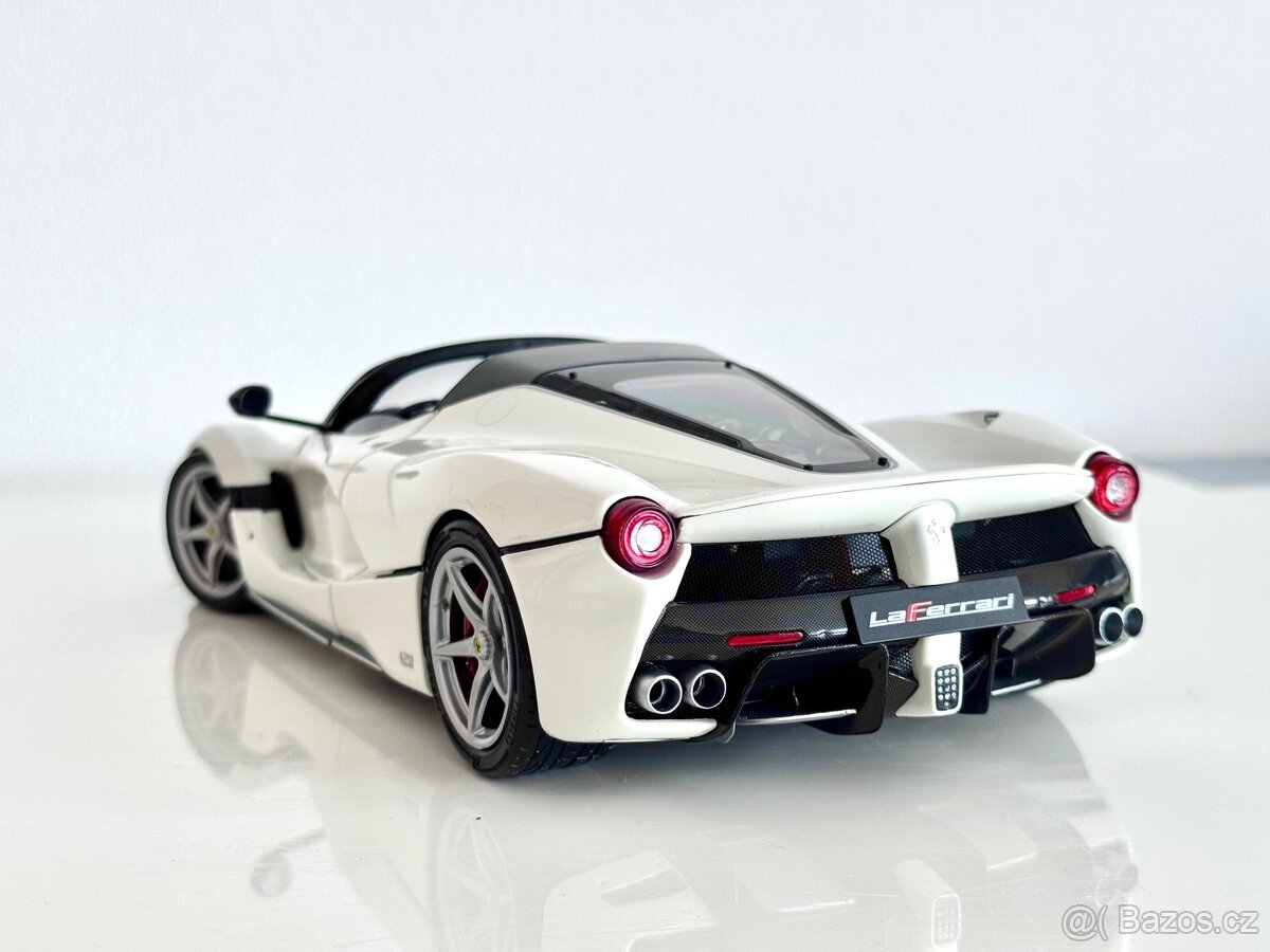 Ferrari LaFerrari Aperta - BBR 1:18 - 5