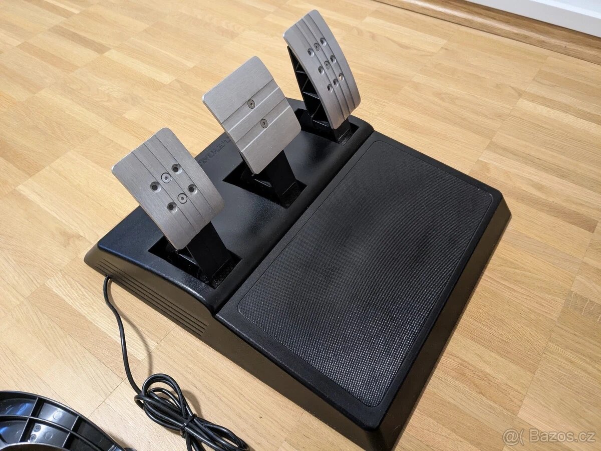 Thrustmaster t300 - 5