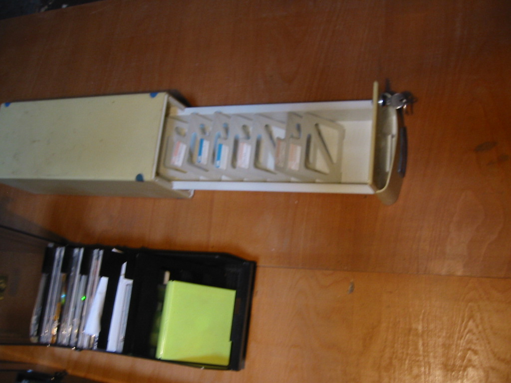 diskety, schánky na diskety - 5