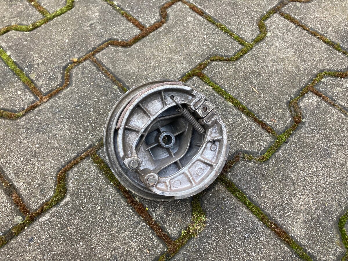 Přední brzdový štít simson S51 - 5