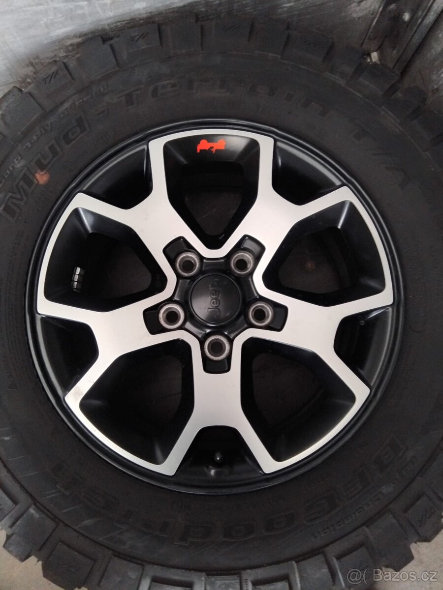 Jeep Wrangler Rubicon JL JK alukola 255/75 r16 BF Goodrich