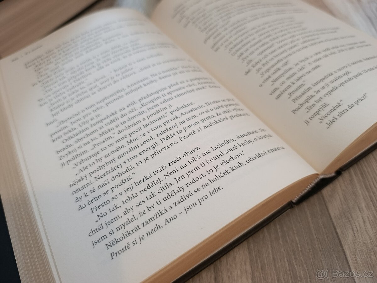 Padesát odstínů šedi - temnoty - svobody + Grey 4 KNIHY - 5