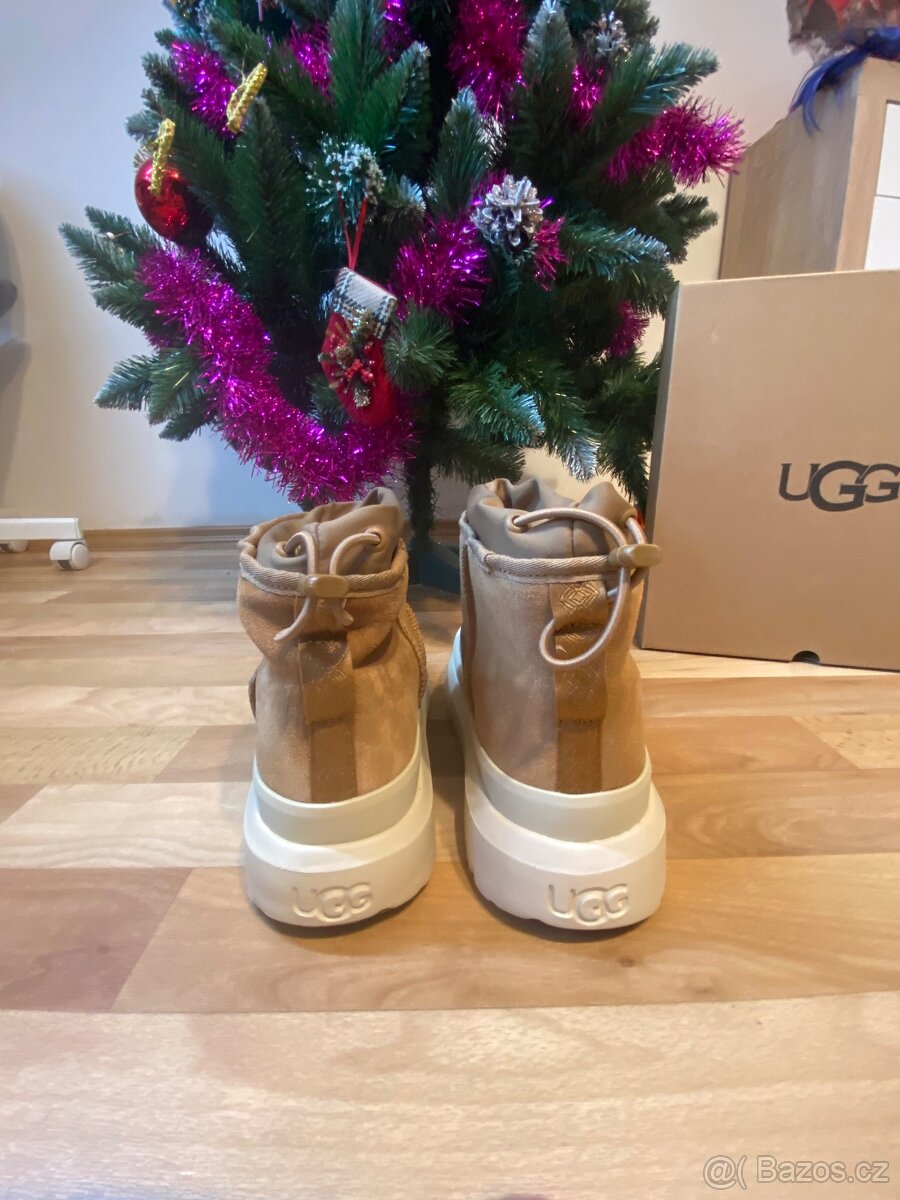Ugg neumel - 5