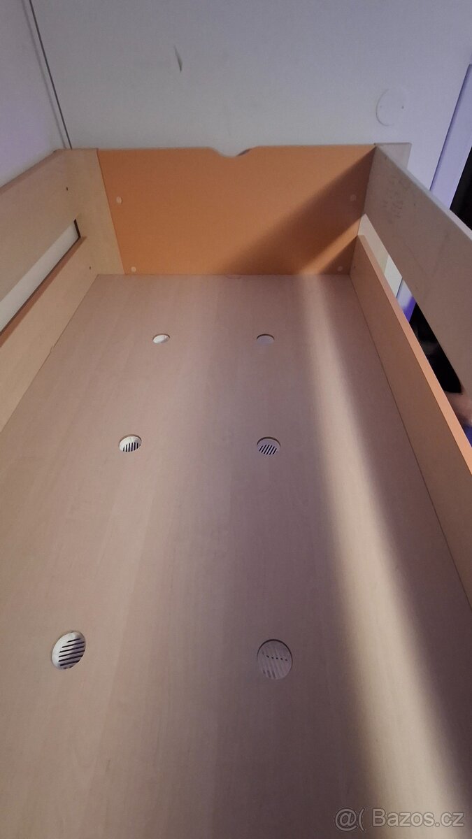 Patrová postel se stolem a skříní - 5