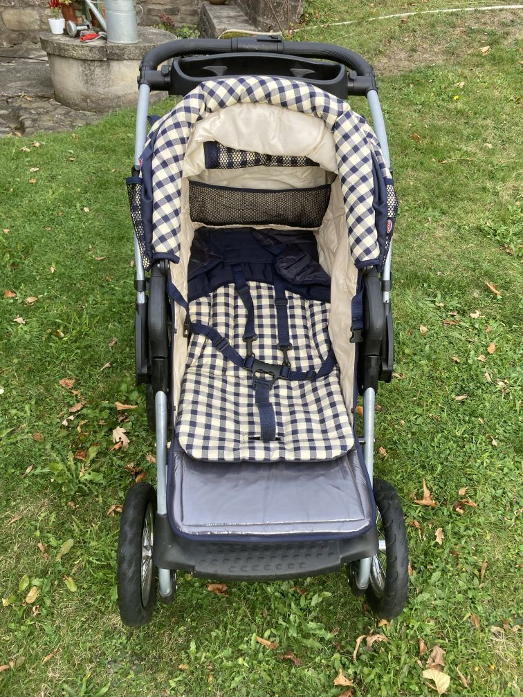 starší kočárek - 5