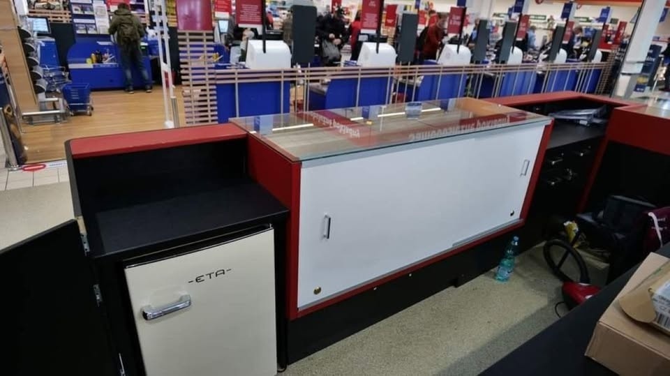 Kiosek / Stánek do obchodního centra 4x2m - 5