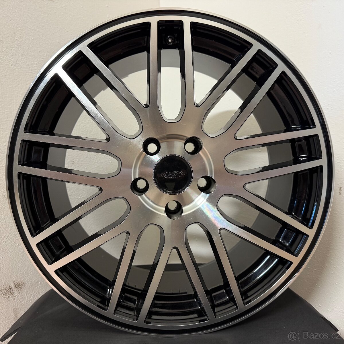 KRÁSNÉ AUDI/MERCEDES 5x112 R18 ET35 8,5Jx18 66,6mm - 5