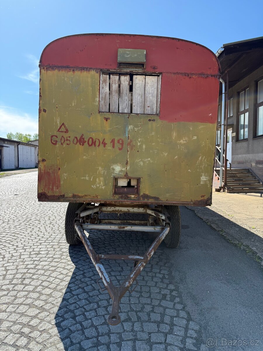 Maringotka vhodná k rekonstrukci - 5