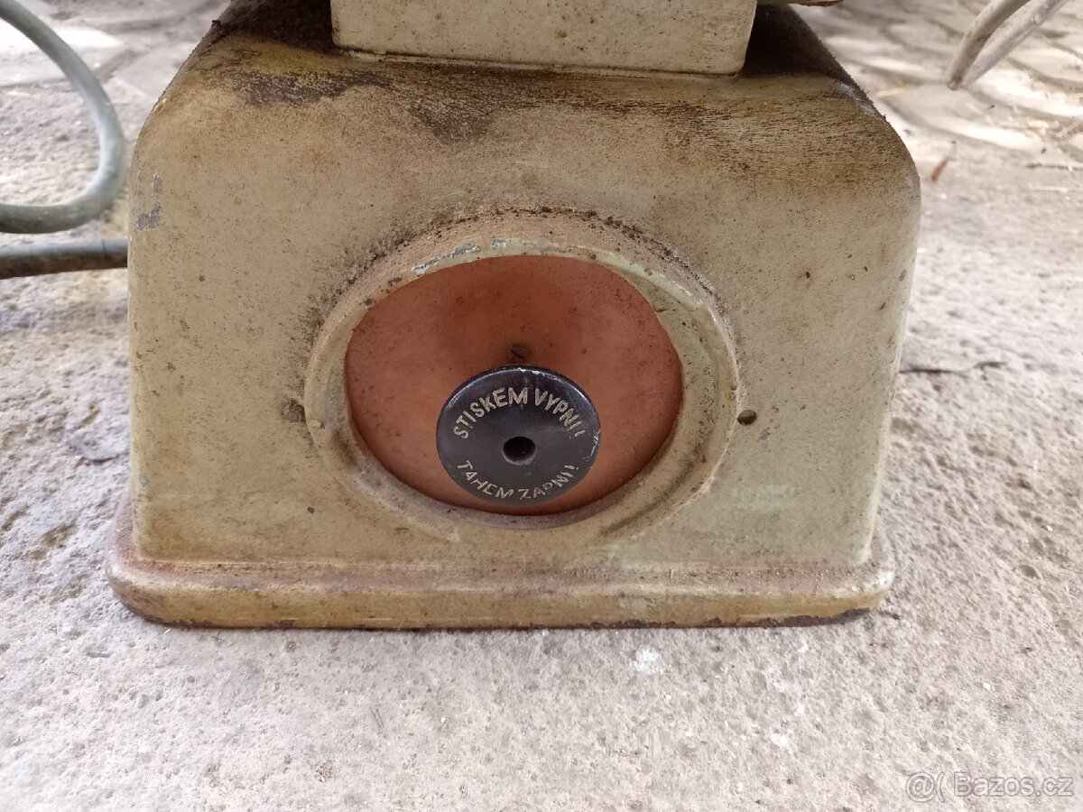 Stolní bruska s pilou MEZ Brno - 5