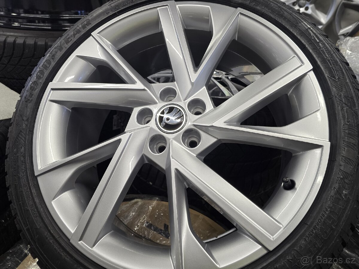 Nová zimní sada alu kol ŠKODA Scala R18 - 5