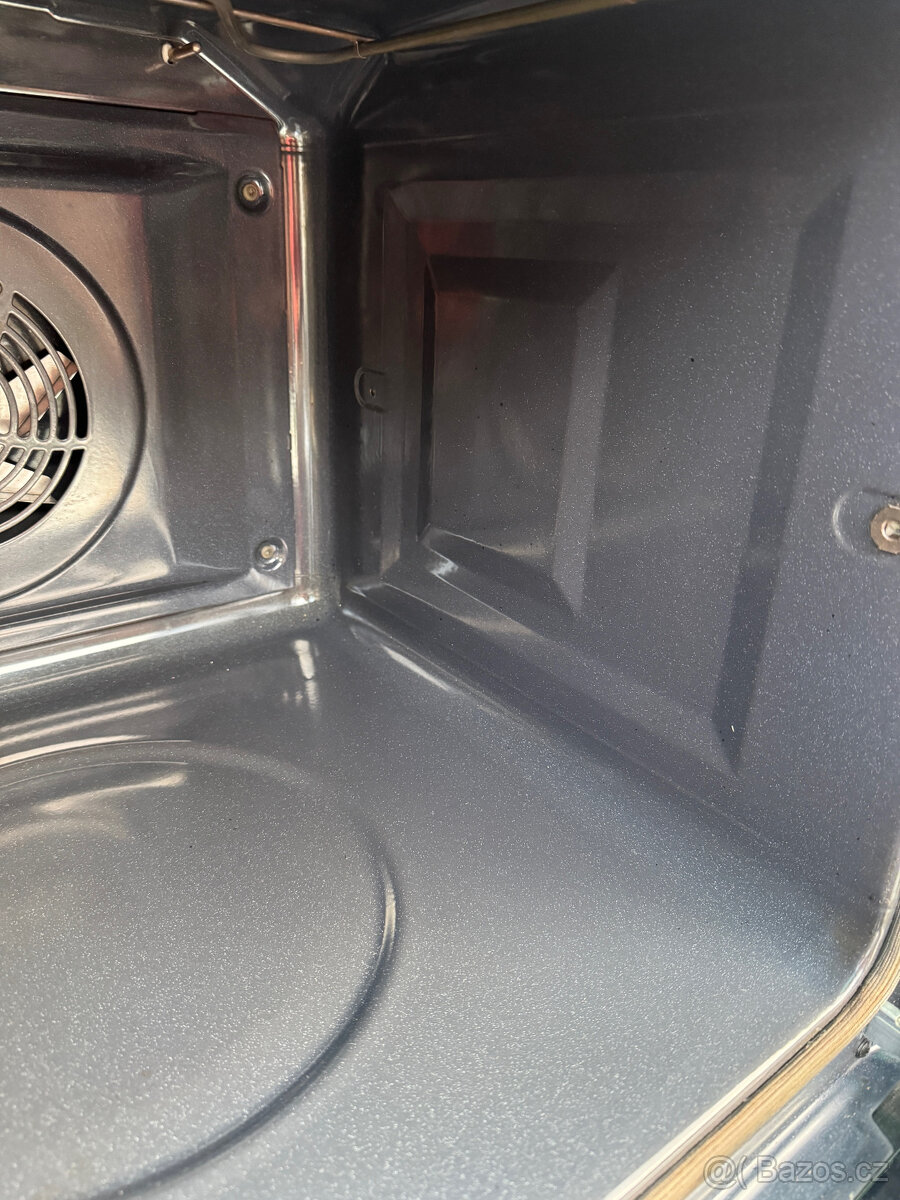 Nevyužitá trouba Electrolux s pyrolízou,pc 11500kč - 5