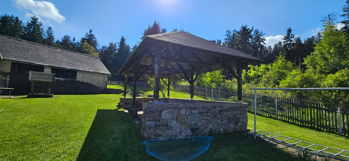 Prodej RD 5+1 s halou, dílnou, stodolou v Travné Zálesí - 5