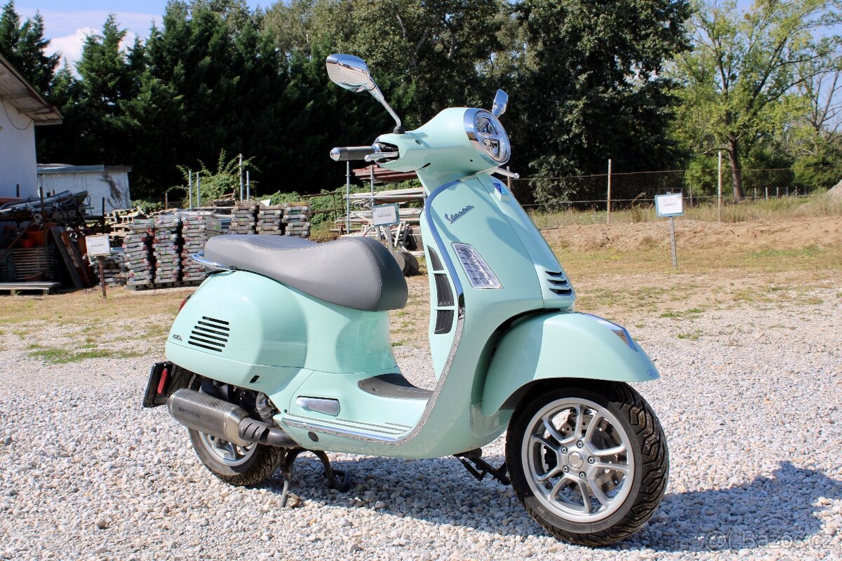 Vespa 300 GTS - 5