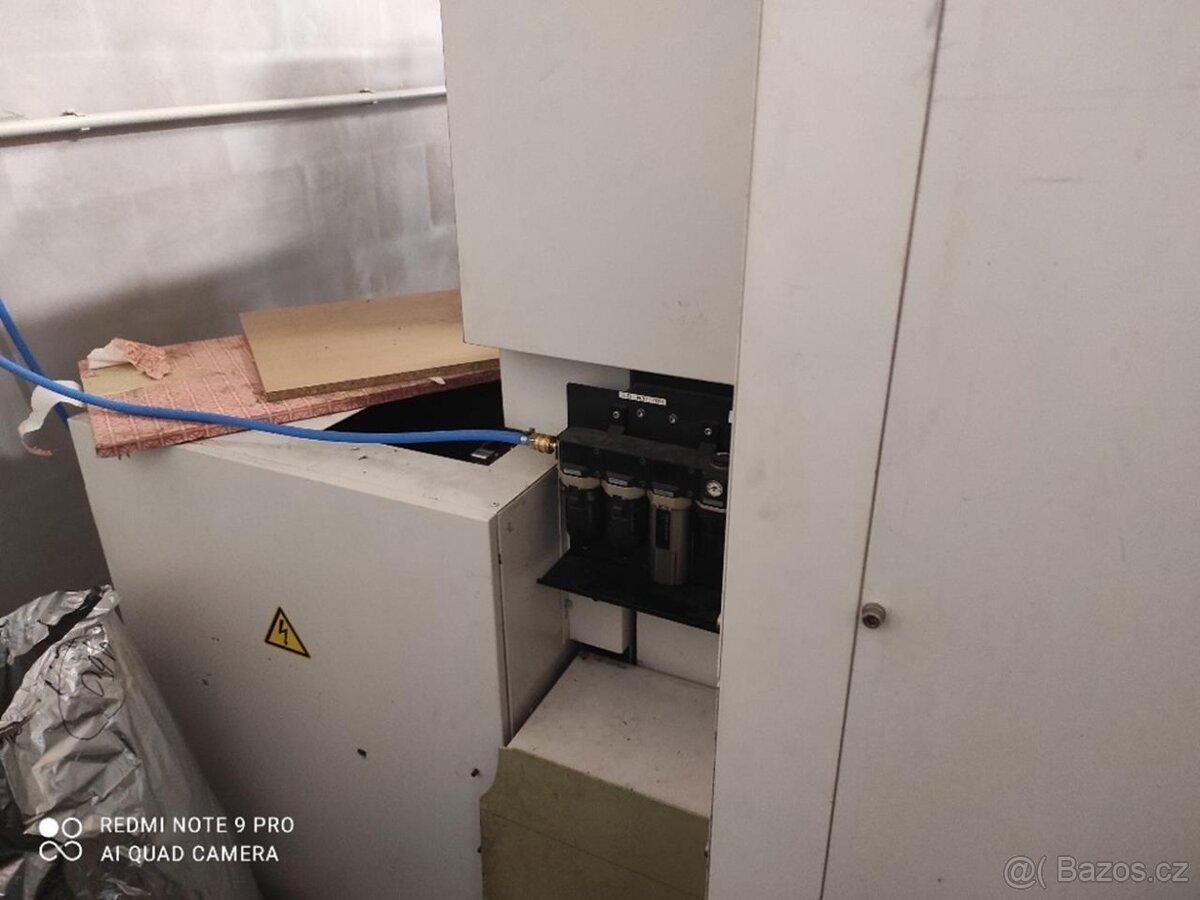 Elektroerozivní drátová řezačka FANUC Robocut 0iA (6869) - 5