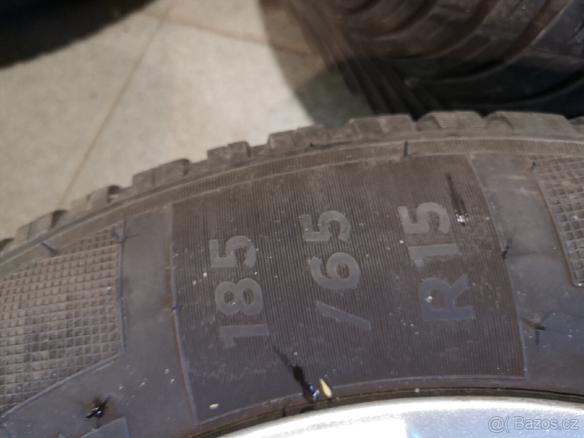 Citroen Berlingo, C4 alu + celoroční 185/65/15. - 5