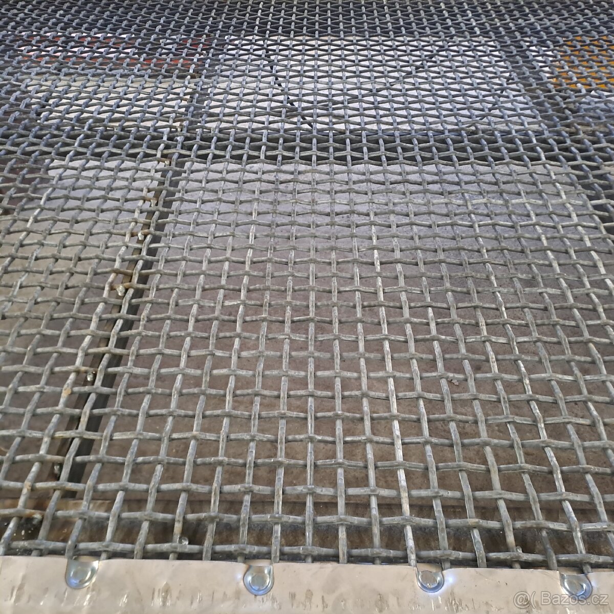 Třídička zeminy - 5