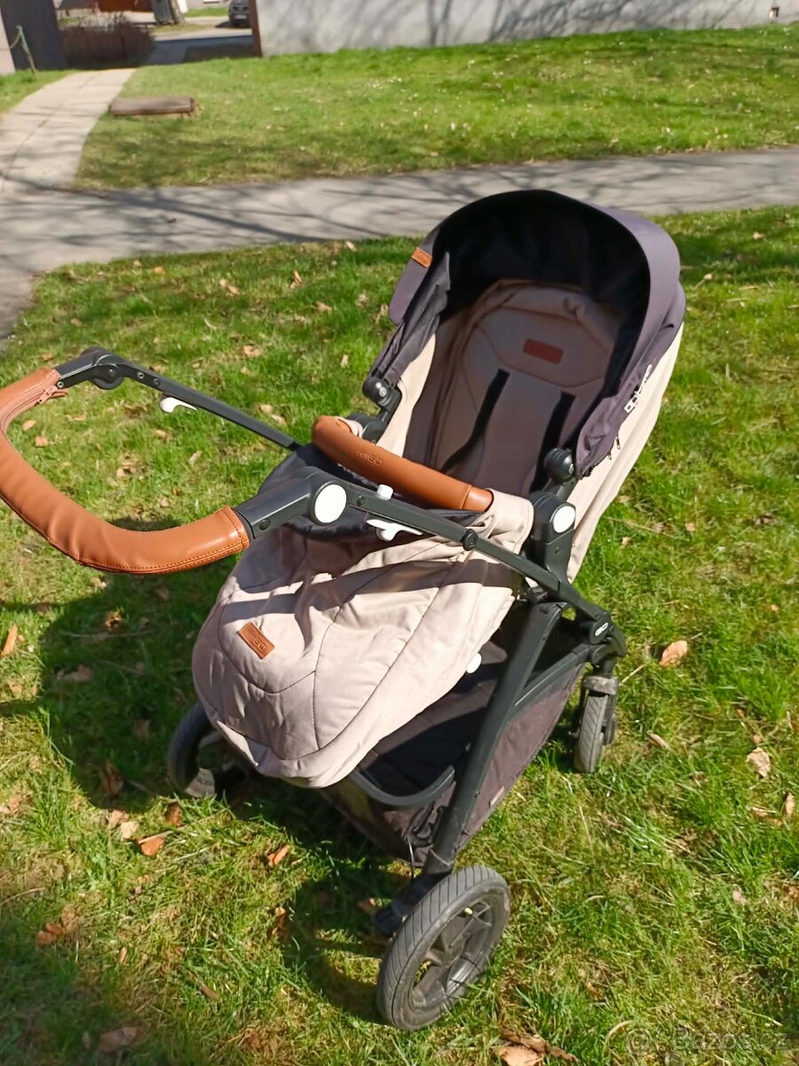 Kočárek Easy go - 5