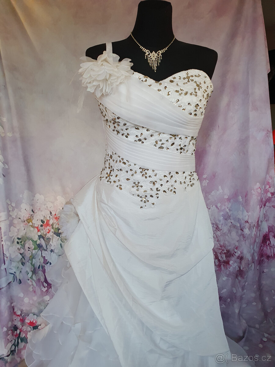 Svatební šaty Milagros, nové, VÝPRODEJ - 5