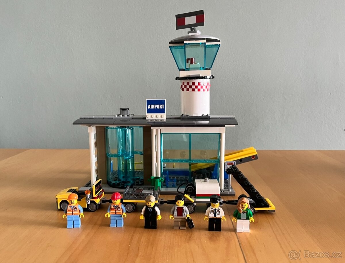Prodám Lego City 60104 Letiště - 5