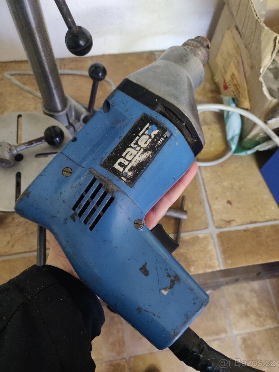 Narex vrtačka se stojanem - 5