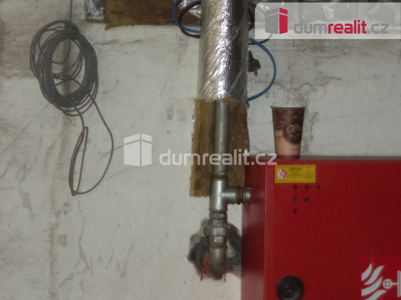 Pronájem haly ke komerčnímu využití o velikosti 940 m2 - 5