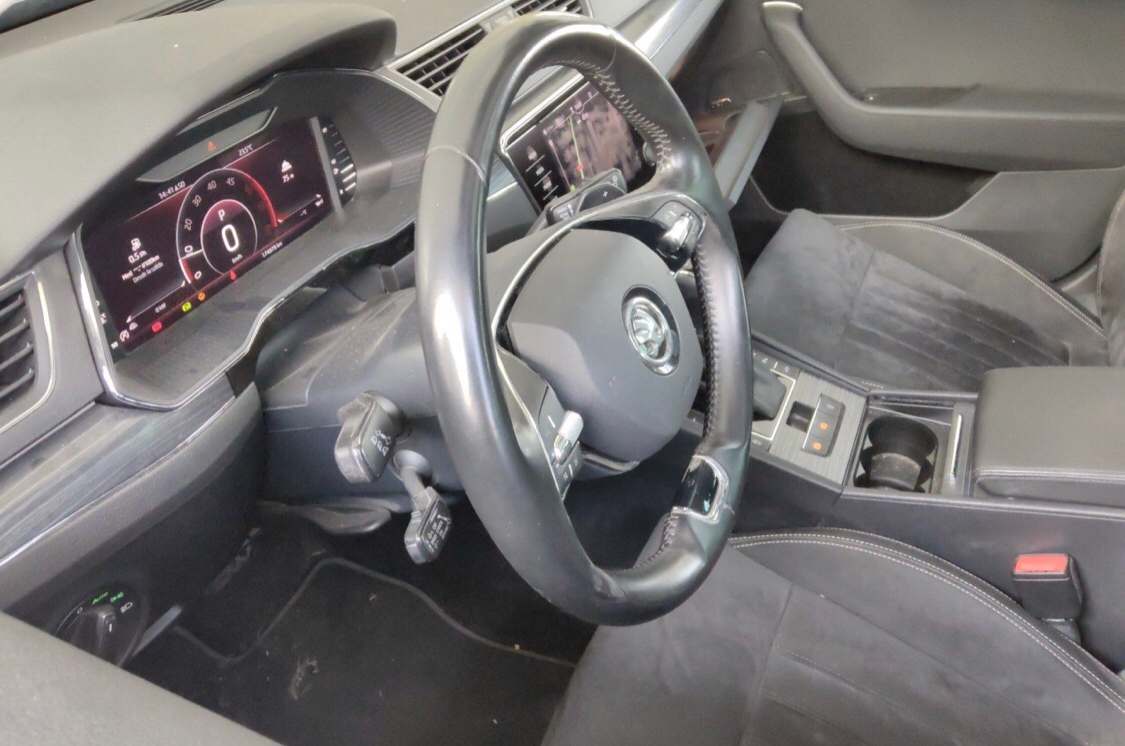 Škoda Superb 2.0TDI Style - 5