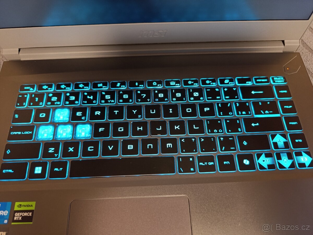 MSI Thin 15 B12VE-1661XCZ - 5