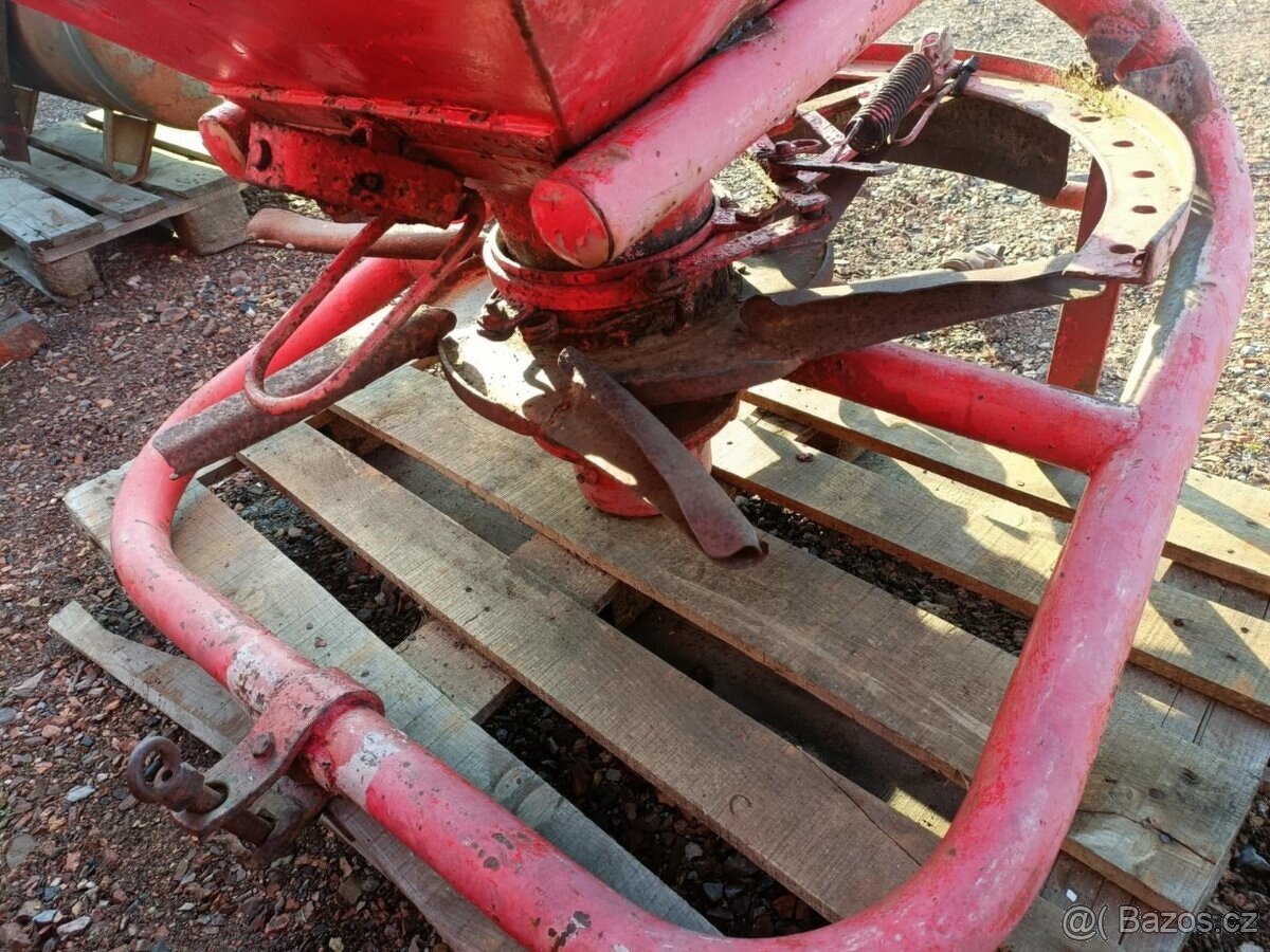 500L Rozmetadlo LELY - 5