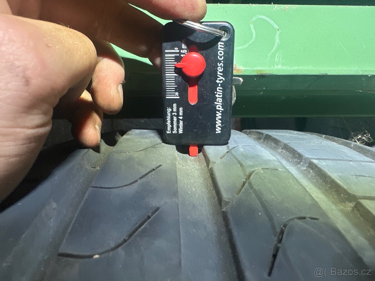 Pirelli Scorpion Verde 255/45 R20 - 5